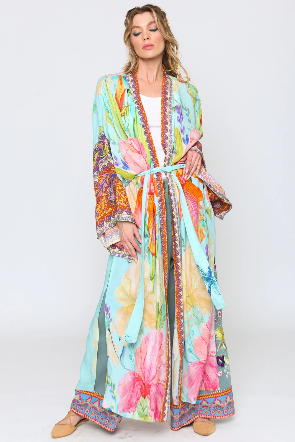 Stunning Florals Kimono Traditional Women's Wool
